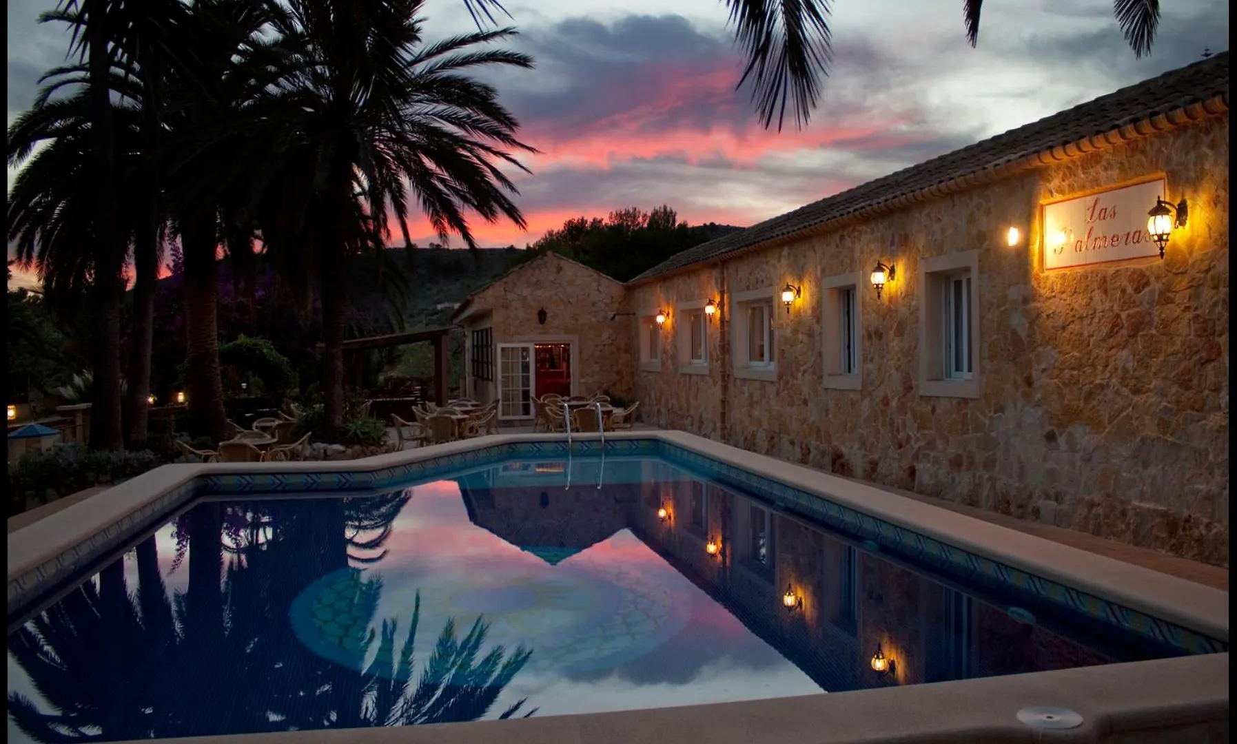 Fonda Las Palmeras Font de sa Cala Guest house